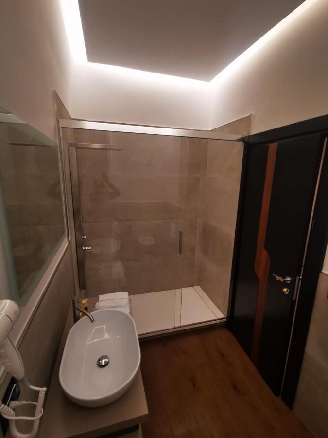Olympus Capua Hotel Екстериор снимка